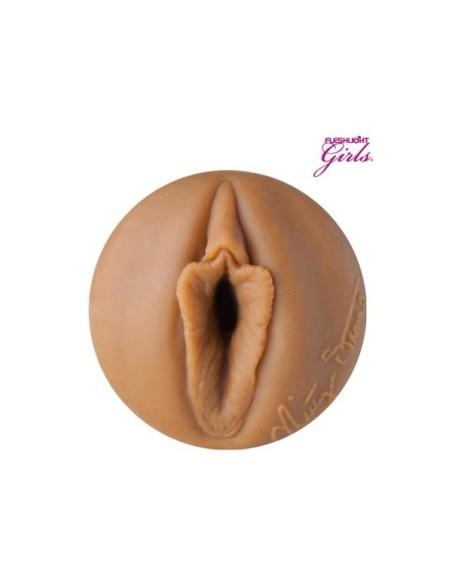 Masturbator Misty Stone´s Vagina Lotus
